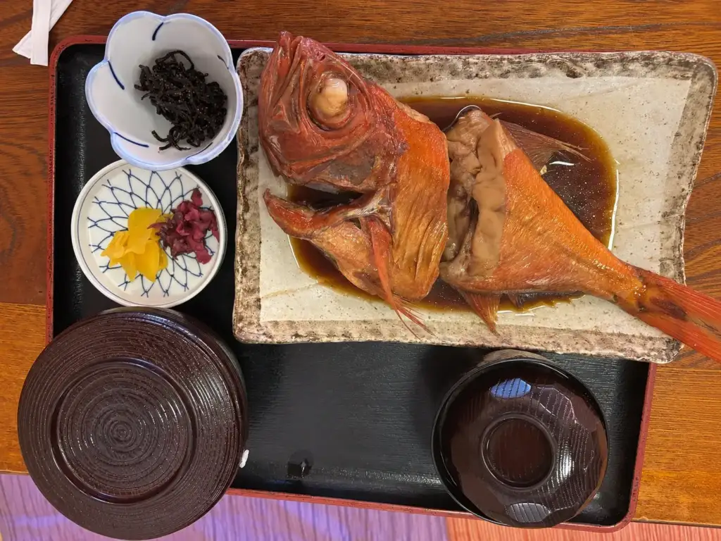 食事処 池田で食べた金目鯛煮魚定食
